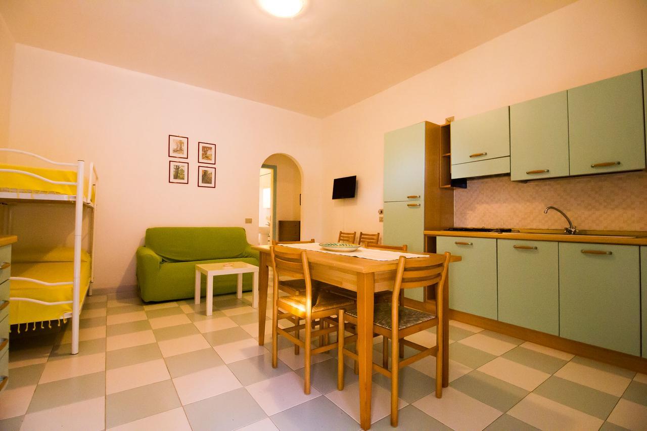 Residence Del Mare Casesicule Santa Maria Del Focallo Extérieur photo