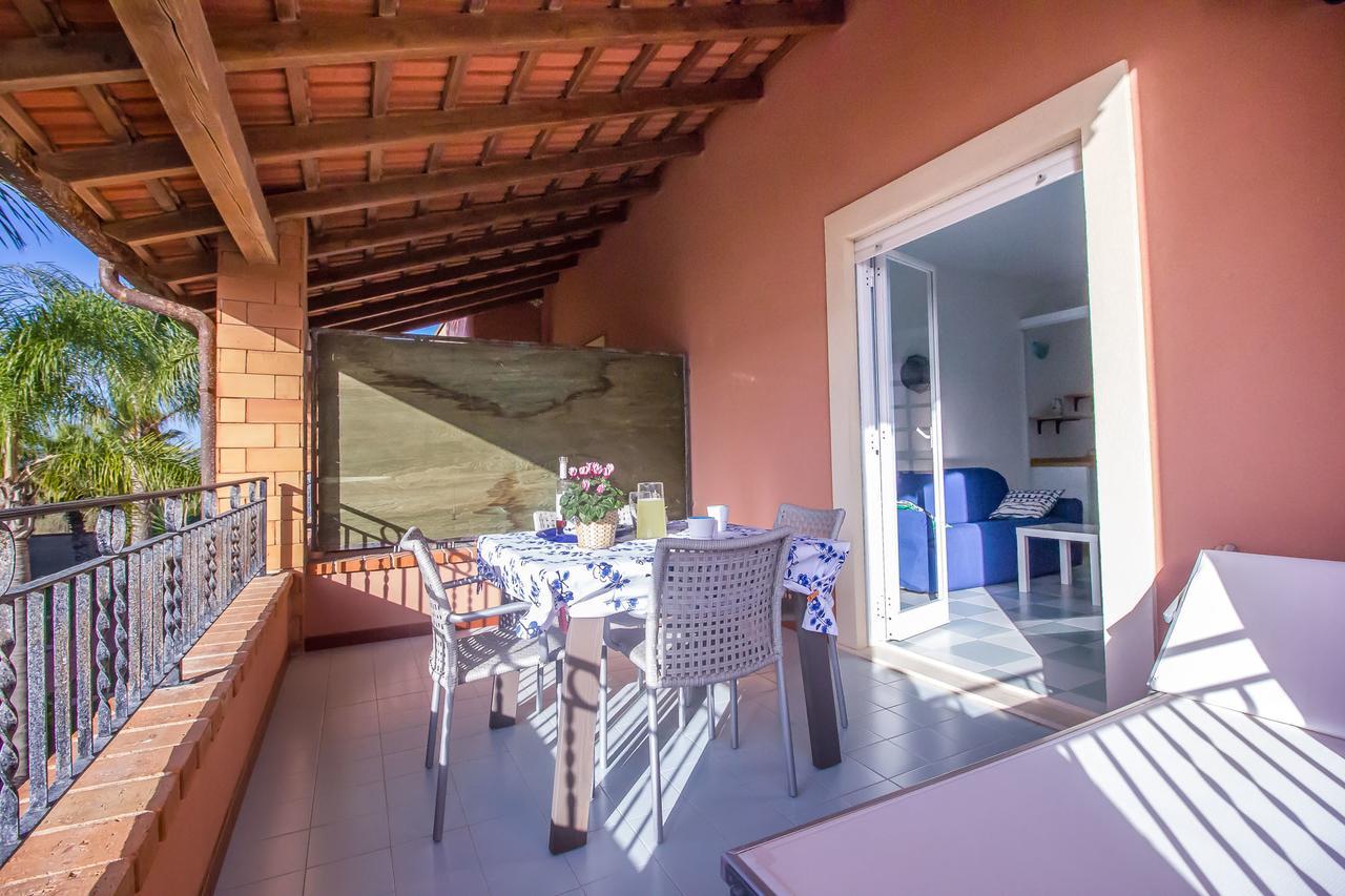 Residence Del Mare Casesicule Santa Maria Del Focallo Extérieur photo